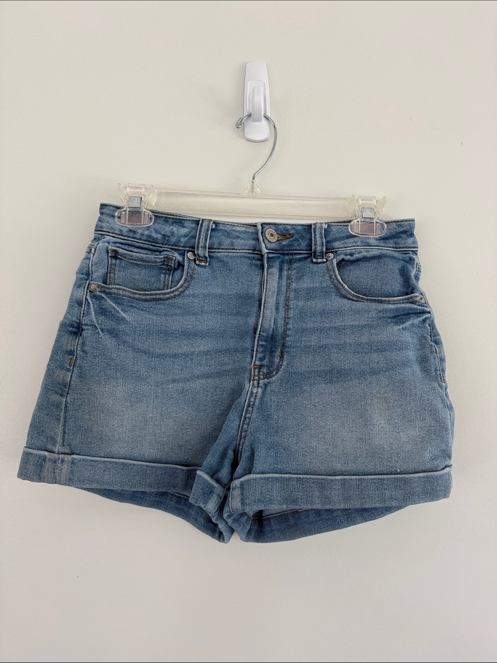 American Eagle Outfitters Mom Short Light Blue Rolled-Hem Denim Shorts, 2